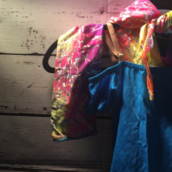 Girl’s Hip Hop Dance Costume! - Picture 2 of 4